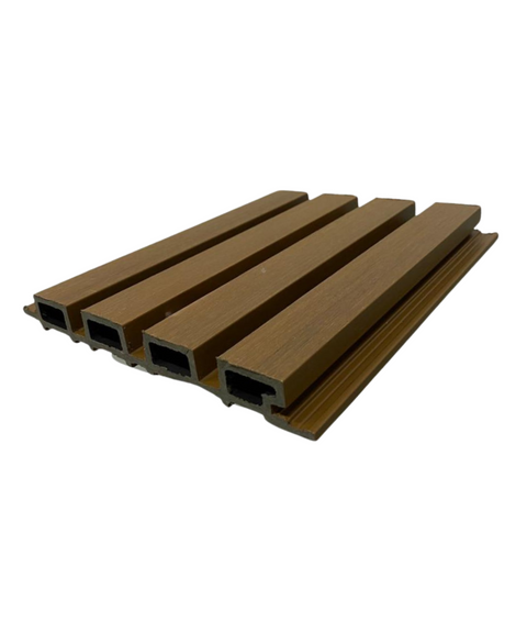 WPC Lambrin Premium Exterior. Color Teak Cepillado