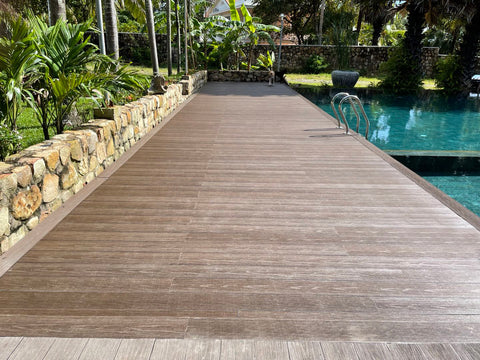 Deck Sin Separaciones. Color Walnut.